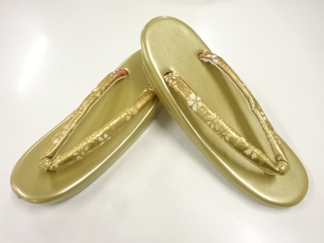 JAPANESE KIMONO / JAPANESE-STYLE ZORI (SIZE LL)
